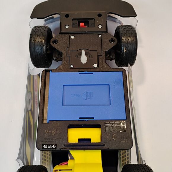 Maisto Tech R/C Radio Remote Control Street Race Car 49 MHz - No Remote - Picture 8 of 9